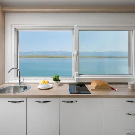 By The Sea - 19422 Apartment